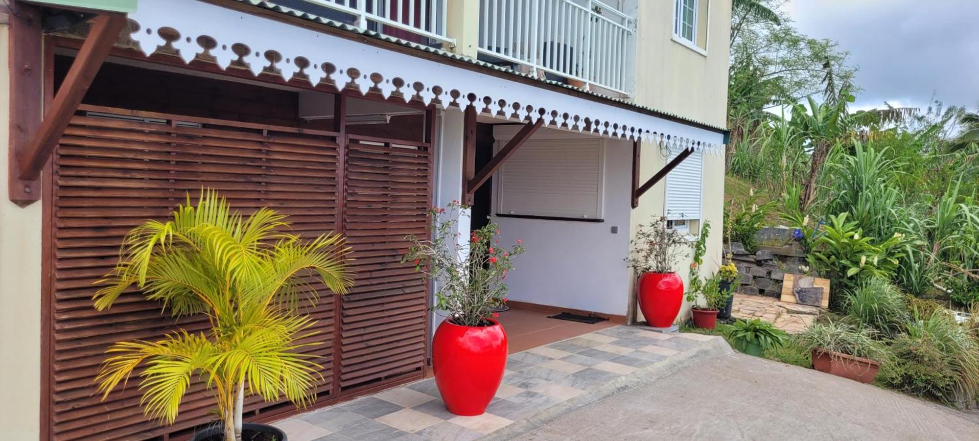 Ericka Et Francois Apartment Quartier Monplaisir Exterior photo