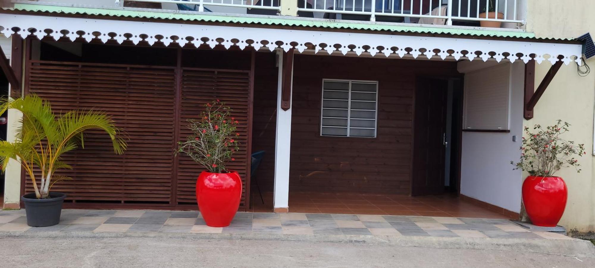 Ericka Et Francois Apartment Quartier Monplaisir Exterior photo